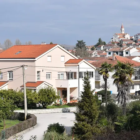 Διαμέρισμα Delta *